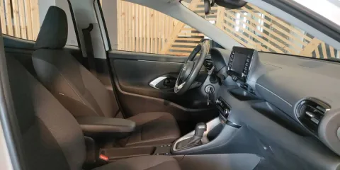 Lancia Voyager 2.8L Platinum 163cv auto - Immagine 17