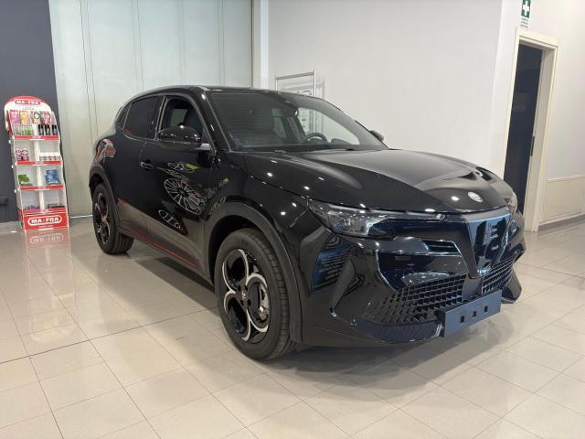 Alfa Romeo Junior 1.2 ibrida Speciale 136cv edct6 - Immagine 6