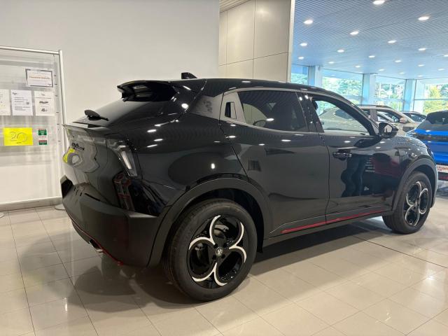 Alfa Romeo Junior 1.2 ibrida Speciale 136cv edct6 - Immagine 11
