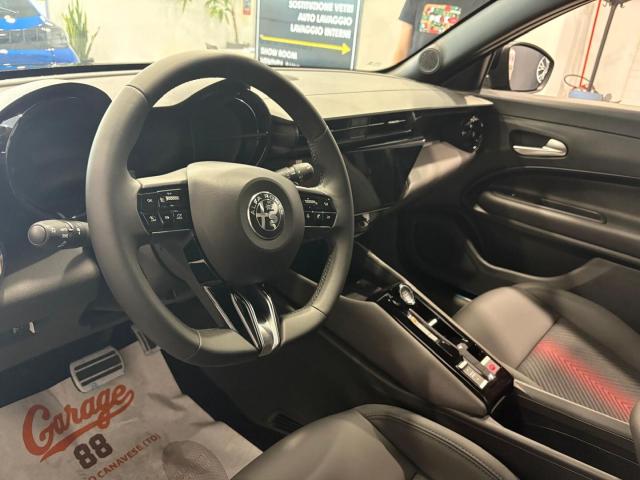 Alfa Romeo Junior 1.2 ibrida Speciale 136cv edct6 - Immagine 10