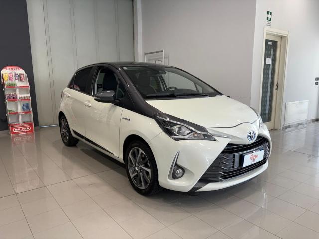 Toyota Yaris 1.5h Active Plus - Immagine 4