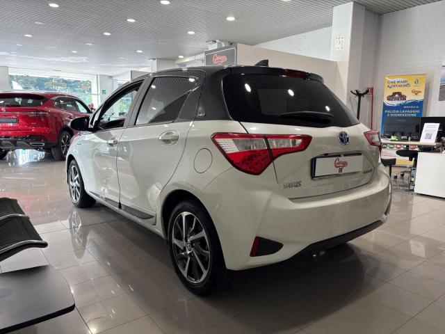 Toyota Yaris 1.5h Active Plus - Immagine 6