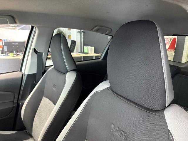 Toyota Yaris 1.5h Active Plus - Immagine 14