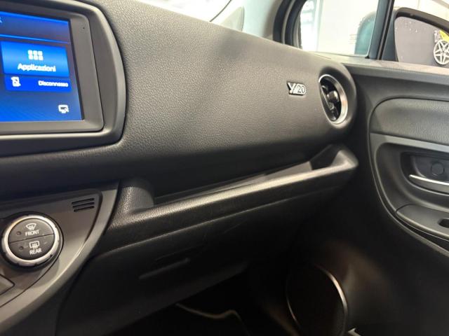 Toyota Yaris 1.5h Active Plus - Immagine 19