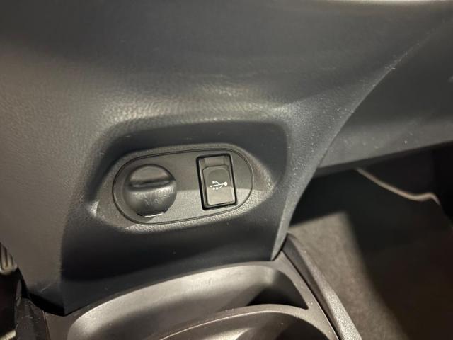 Toyota Yaris 1.5h Active Plus - Immagine 1