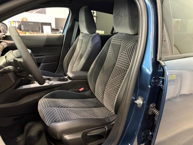 Lancia Ypsilon 1.2 mhev LX 110cv e-dct - Immagine 19
