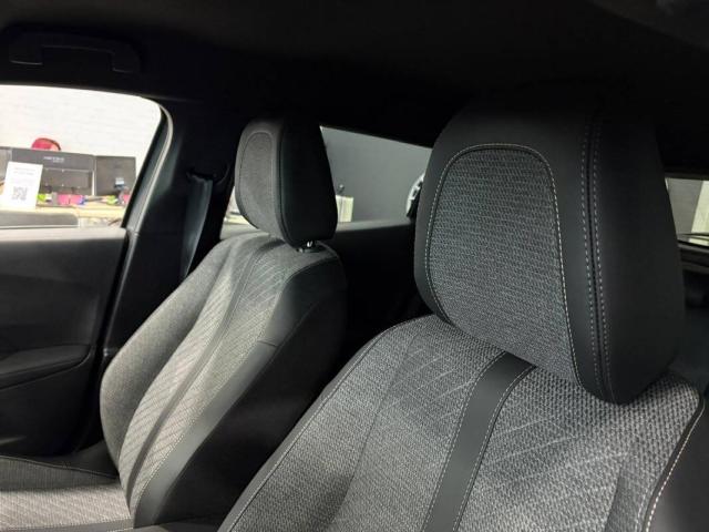 Peugeot 2008 1.2 puretech Allure s&s 100cv - Immagine 13