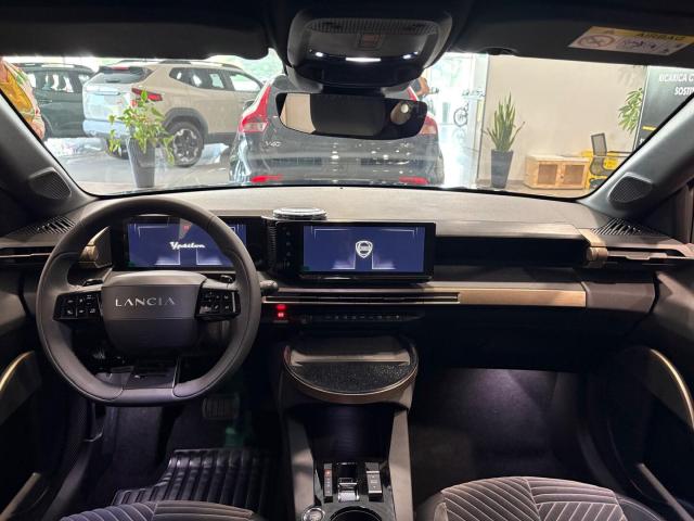 Lancia Ypsilon 1.2 mhev LX 110cv e-dct - Immagine 4