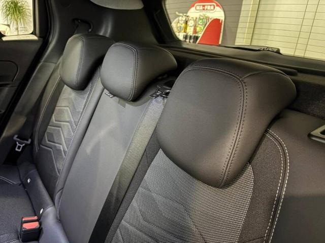 Jeep Avenger 1.2 t. e-hybr.mhev Summit fwd 110cv edct6 - Immagine 16