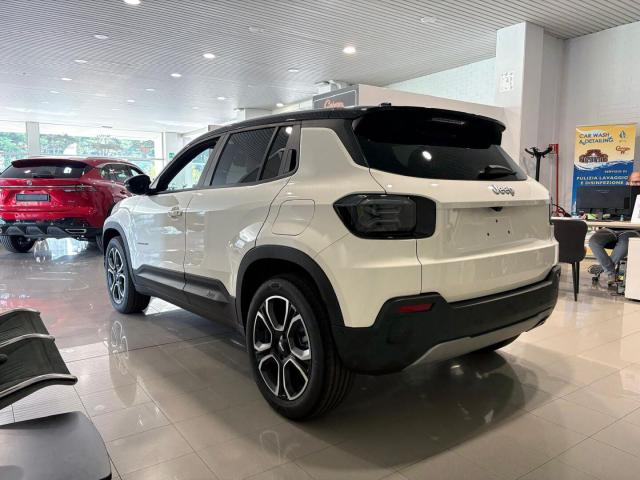 Jeep Avenger 1.2 t. Summit fwd 100cv - Immagine 4