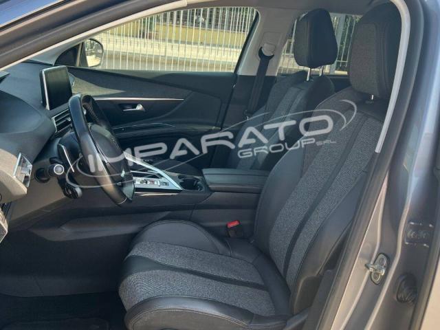 Peugeot 5008 BLUEHDI 130CV ALLURE EAT8 S S AUT. - Immagine 10