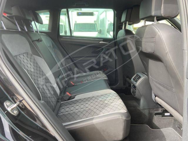 Volkswagen Tiguan TIGUAN 2.0 TDI SCR 110KW R-LINE DSG - Immagine 19