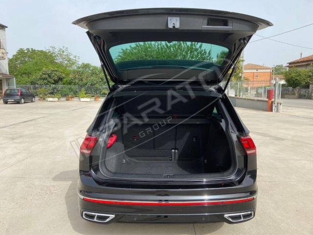 Volkswagen Tiguan TIGUAN 2.0 TDI SCR 110KW R-LINE DSG - Immagine 18