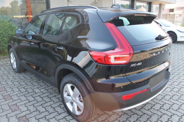 Volvo XC40 1.5 t2 Core auto - Immagine 18