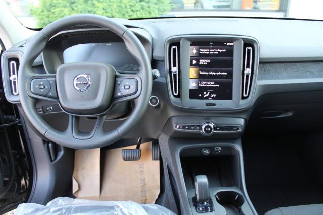 Volvo XC40 1.5 t2 Core auto - Immagine 2