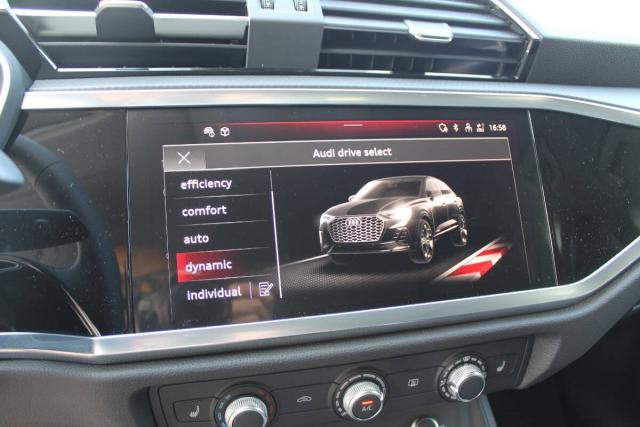 Audi Q3 Sportback 35 1.5 tfsi S line edition s-tronic - Immagine 2