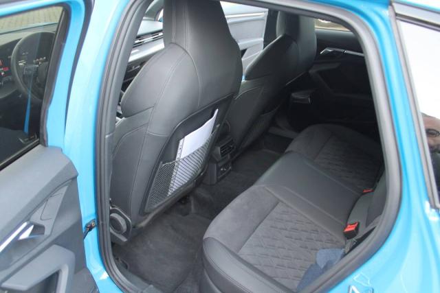 Audi A3 Sportback RS3 2.5 tfsi quattro s-tronic - Immagine 3