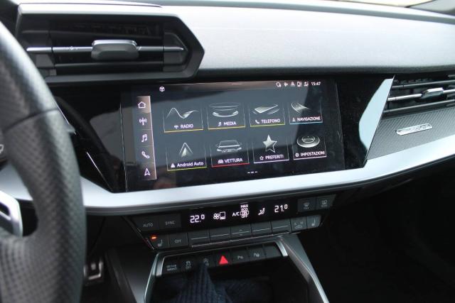 Audi A3 Sportback RS3 2.5 tfsi quattro s-tronic - Immagine 5