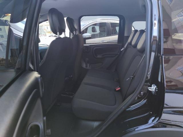 Fiat Panda III 1.0 firefly hybrid Cross s&s 70cv 5p.ti - Immagine 3