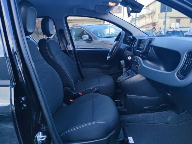 Fiat Panda III 1.0 firefly hybrid Cross s&s 70cv 5p.ti - Immagine 11