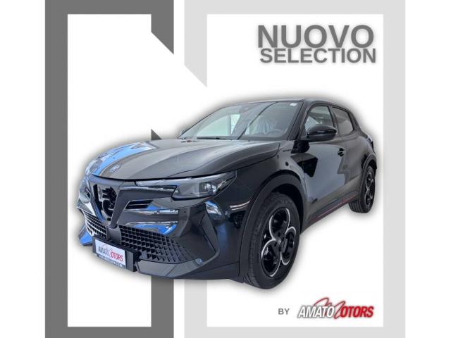 Alfa Romeo Junior 1.2 ibrida Speciale 145cv edct6 - Immagine 1