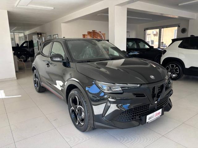 Alfa Romeo Junior 1.2 ibrida Speciale 145cv edct6 - Immagine 14
