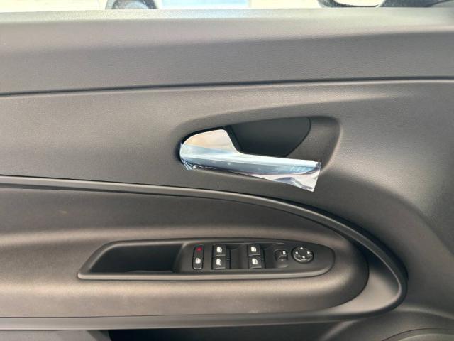 Alfa Romeo Junior 1.2 ibrida Speciale 145cv edct6 - Immagine 10