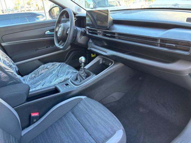 Jeep Avenger 1.2 t. Longitude fwd 100cv - Immagine 8