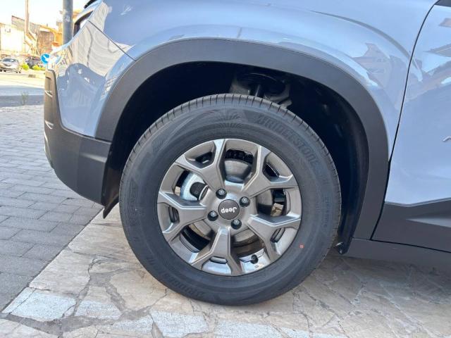 Jeep Avenger 1.2 t. Longitude fwd 100cv - Immagine 1