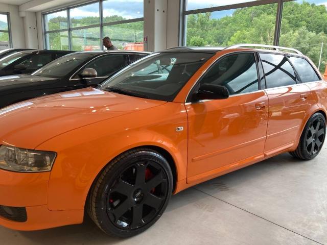 Audi A4 Avant S4 Avant 4.2 V8 quattro tiptronic - Immagine 10