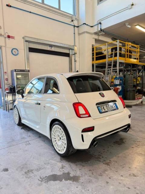 Abarth 595 1.4 t-jet 145cv - Immagine 28