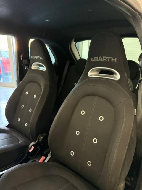 Abarth 595 1.4 t-jet 145cv - Immagine 15