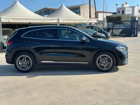 Mercedes GLA 200 d Premium 4matic auto - Immagine 6