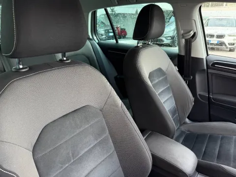 Volkswagen Golf 5p 1.4 tgi Highline - Immagine 11