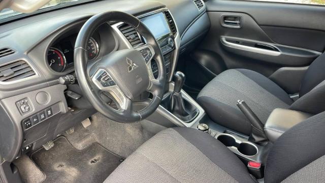 Mitsubishi L200 Cl.cab 2.3d Inform 4wd 150cv - Immagine 4
