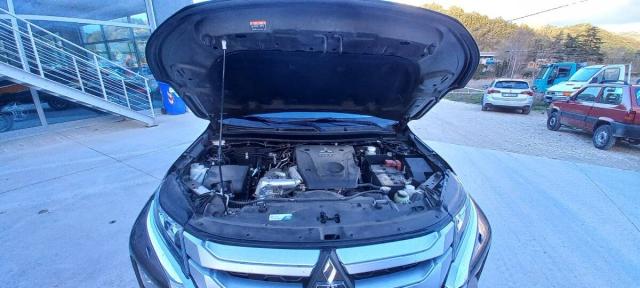 Mitsubishi L200 Cl.cab 2.3d Inform 4wd 150cv - Immagine 13