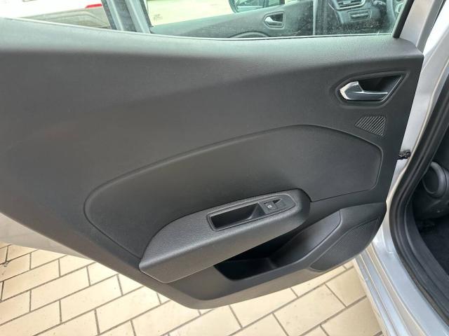 Renault Clio 1.0 tce Business 90cv my21 - Immagine 9