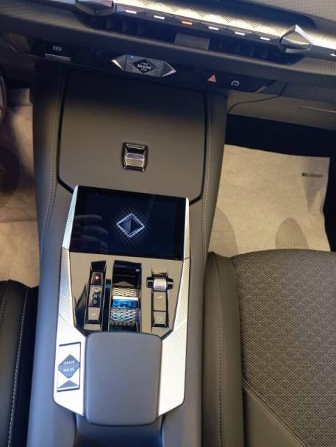 DS DS4 1.5 bluehdi Trocadero 130cv auto - Immagine 4