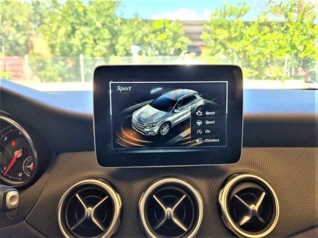 Mercedes Classe GLA 220 d Business 4matic 170cv auto - Immagine 11