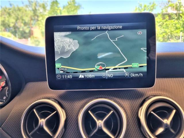 Mercedes Classe GLA 220 d Business 4matic 170cv auto - Immagine 30
