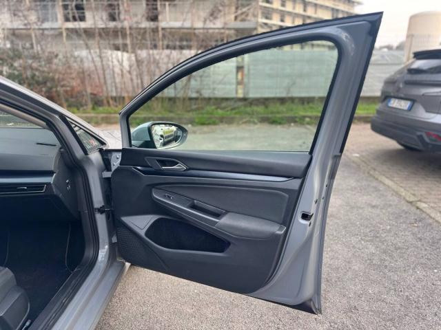 Volkswagen Golf 1.5 tsi evo 1st Edition Style 150cv - Immagine 24
