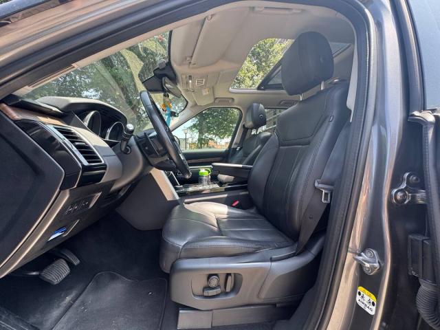 Land Rover Discovery 5 2017 3.0 td6 HSE 249cv 7p.ti auto - Immagine 3