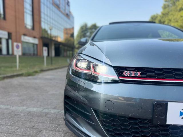 Volkswagen Golf 2.0 tsi Gti Performance 245cv dsg - Immagine 5