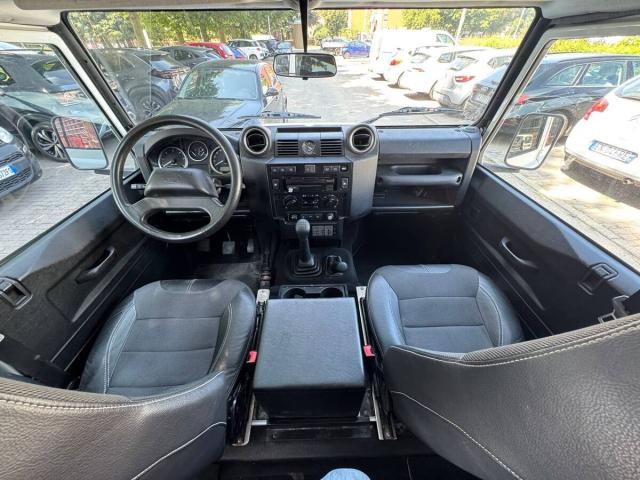 Land Rover Defender 130 110 2.2 td SW - Immagine 6