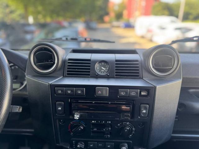 Land Rover Defender 130 110 2.2 td SW - Immagine 16