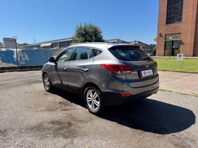 Hyundai ix35 1.7 crdi Style 2wd - Immagine 1