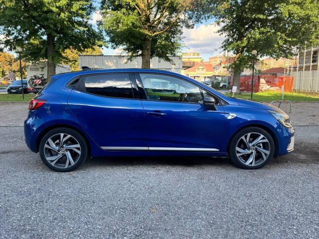 Renault Clio 1.6 E-Tech hybrid R.S. Line 140cv auto - Immagine 4