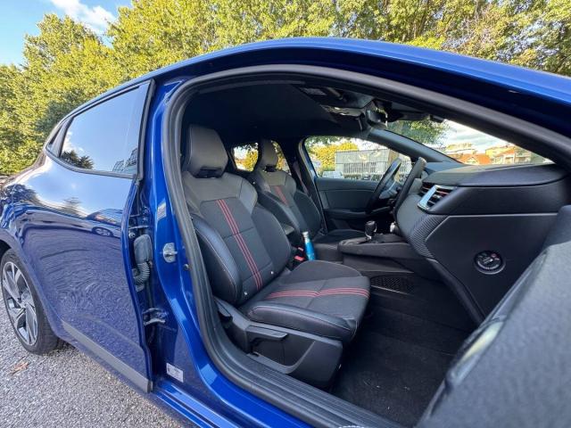 Renault Clio 1.6 E-Tech hybrid R.S. Line 140cv auto - Immagine 11