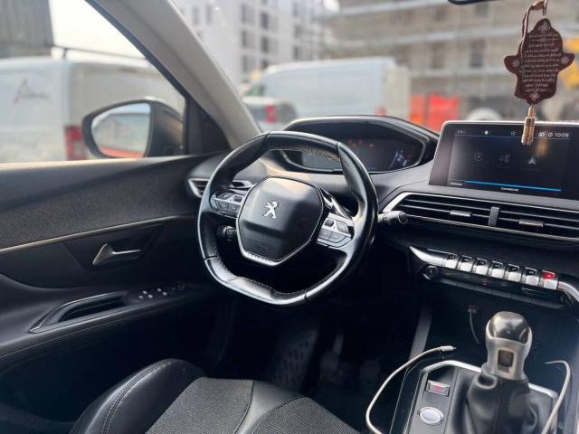 Peugeot 3008 1.2 pt t Active s&s 130cv - Immagine 10
