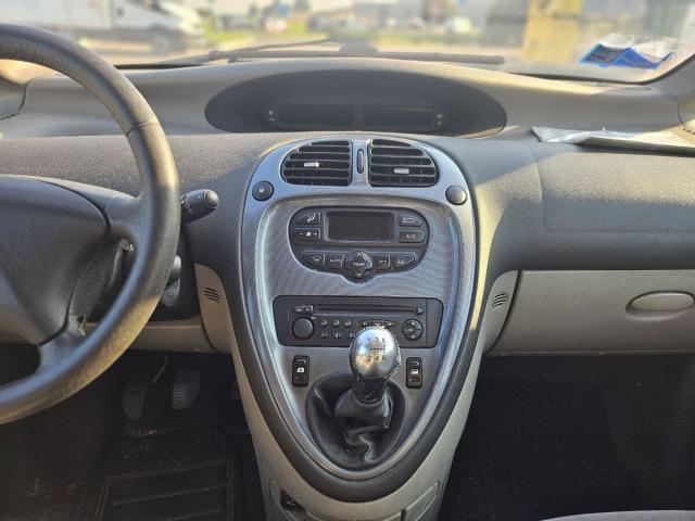 Citroen Xsara Picasso 1.6 Classique Pack - Immagine 7
